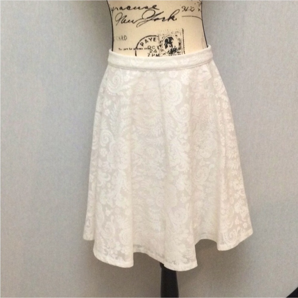Miami Chic Cream lace overlay Patterned Midi Skirt Cottagecore Bohemian size M